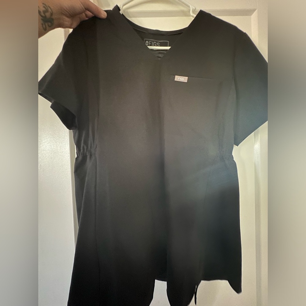 Figs Octavia Maternity Scrub Top